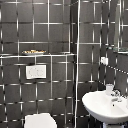 Apartmany U Letiste Pardubice Exterior foto