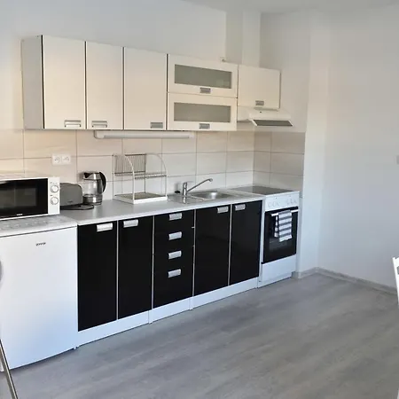 Apartmany U Letiste Pardubice Exterior foto