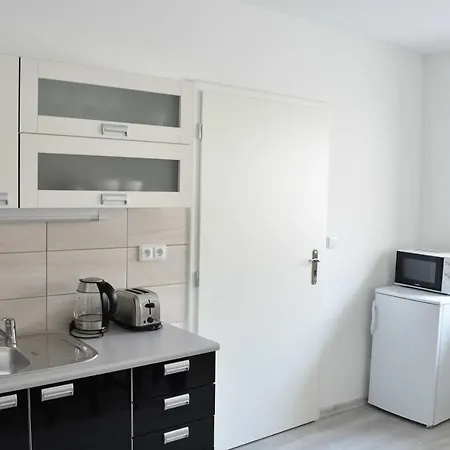 Apartmany U Letiste Pardubice Exterior foto