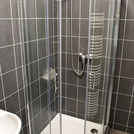 Apartmany U Letiste Pardubice Exterior foto